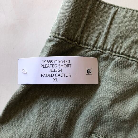 Joie NWT Women Flattering Pleated High Rise Subtle A-line Shorts XL Faded Cactus - Picture 6 of 15